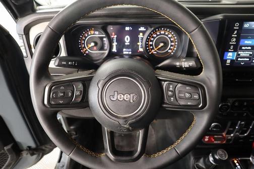 2024 Jeep Gladiator Sport