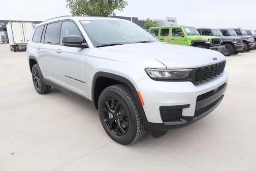 2025 Jeep Grand Cherokee L Laredo