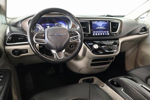 2019 Chrysler Pacifica Touring-L Plus