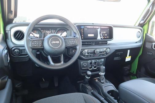 2025 Jeep Gladiator Sport