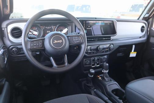 2025 Jeep Gladiator Sport