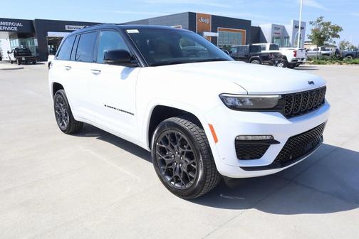 2025 Jeep Grand Cherokee Summit