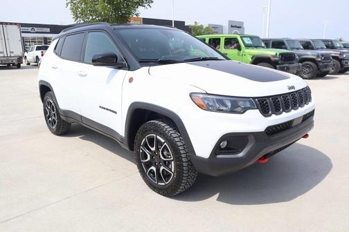 2025 Jeep Compass Trailhawk