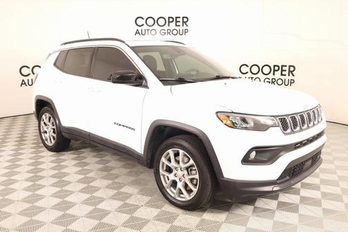 2024 Jeep Compass Latitude Lux