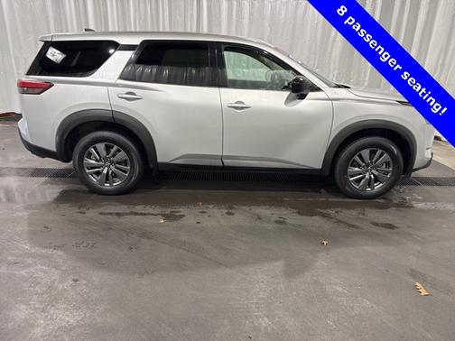 2024 Nissan Pathfinder S