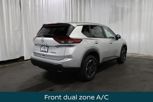 Brilliant Silver Metallic 2024 Nissan Rogue SV