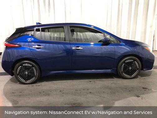 Deep Blue Pearl 2024 Nissan Leaf SV PLUS