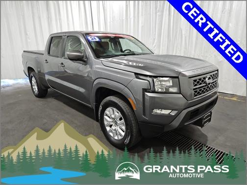 2024 Nissan Frontier SV