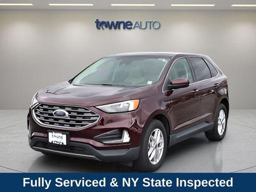 Burgundy 2022 Ford Edge SEL