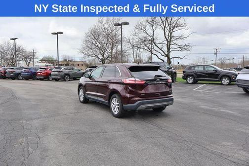 Burgundy 2022 Ford Edge SEL