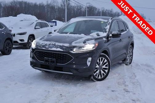 2020 Ford Escape Titanium