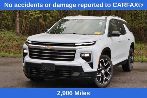 Polar White 2026 Chevrolet Traverse High Country