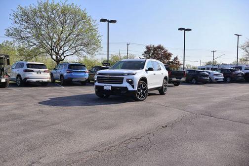 Polar White 2026 Chevrolet Traverse High Country
