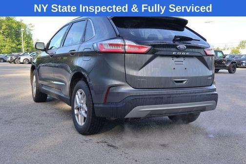 Gray Metallic 2022 Ford Edge SEL