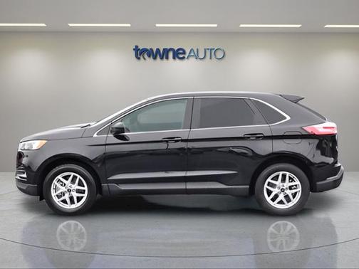 Black Metallic 2023 Ford Edge SEL