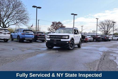 Oxford White 2022 Ford Bronco Sport Outer Banks