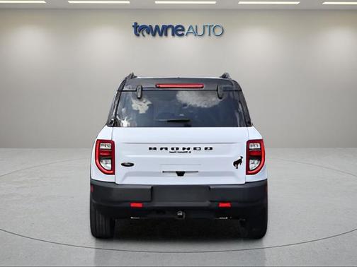 Oxford White 2022 Ford Bronco Sport Outer Banks