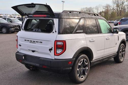 Oxford White 2022 Ford Bronco Sport Outer Banks
