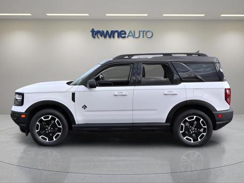 Oxford White 2022 Ford Bronco Sport Outer Banks