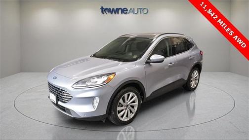 2022 Ford Escape Titanium