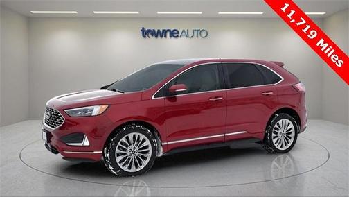 2023 Ford Edge Titanium