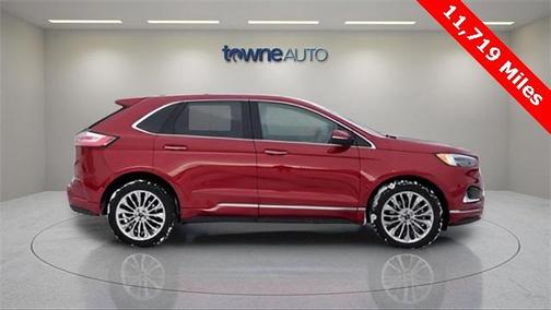 2023 Ford Edge Titanium