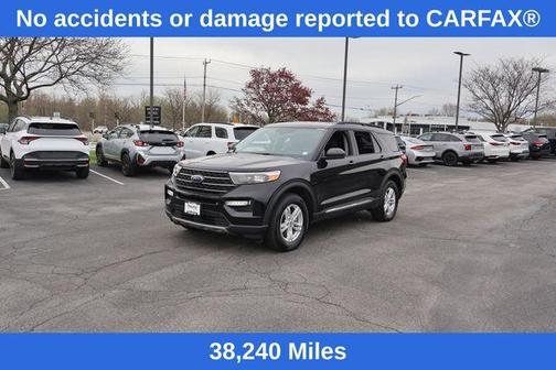Agate Black Metallic 2022 Ford Explorer XLT
