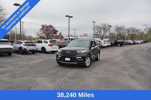 Agate Black Metallic 2022 Ford Explorer XLT