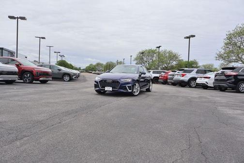 Navarra Blue Metallic 2020 Audi A4 40 Premium Plus