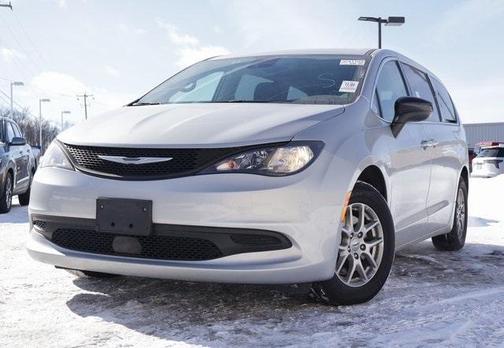 2024 Chrysler Voyager LX