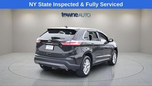 Green Metallic 2024 Ford Edge SEL