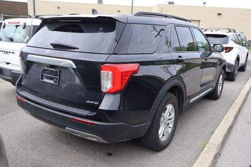Agate Black Metallic 2023 Ford Explorer XLT