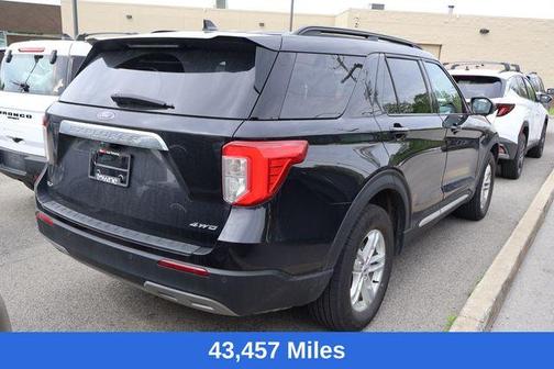 Agate Black Metallic 2023 Ford Explorer XLT