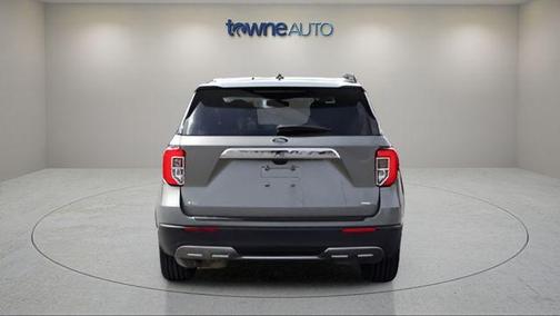 Silver Spruce 2020 Ford Explorer XLT