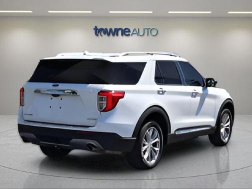 White Metallic 2023 Ford Explorer Limited