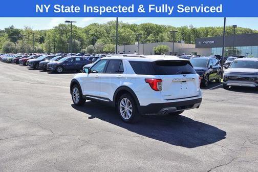 White Metallic 2023 Ford Explorer Limited