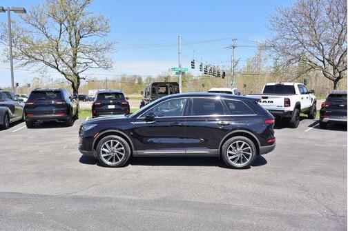 Black Metallic 2023 Lincoln Corsair Standard