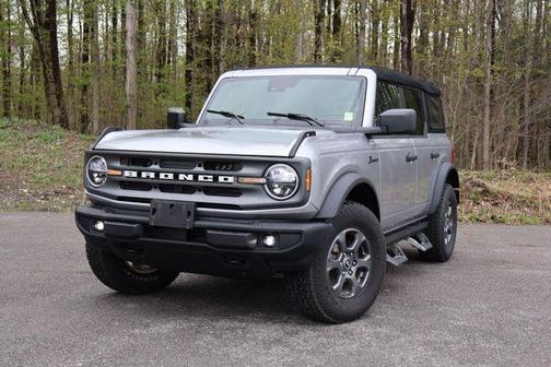 Iconic Silver Metallic 2023 Ford Bronco Big Bend