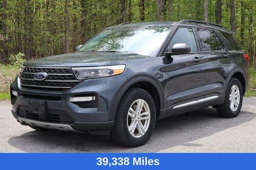 Blue Metallic 2023 Ford Explorer XLT