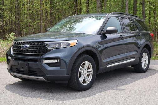 Blue Metallic 2023 Ford Explorer XLT