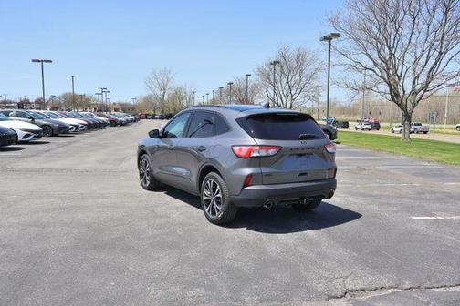 Gray Metallic 2022 Ford Escape SEL
