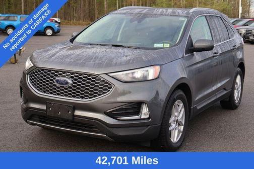 Carbonized Gray Metallic 2024 Ford Edge SEL