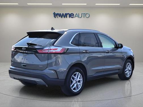 Carbonized Gray Metallic 2024 Ford Edge SEL