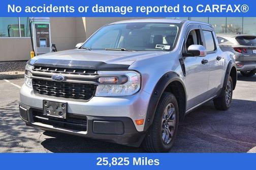 Iconic Silver Metallic 2023 Ford Maverick XLT