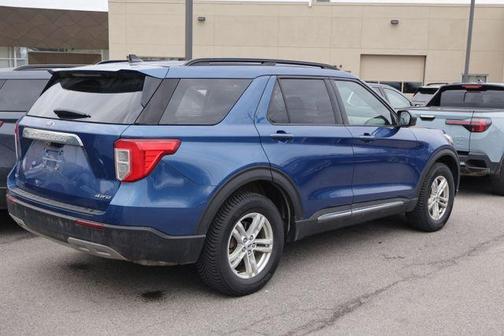 Atlas Blue Metallic 2022 Ford Explorer XLT