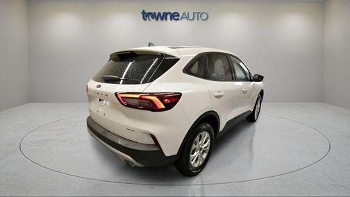Oxford White 2025 Ford Escape Active