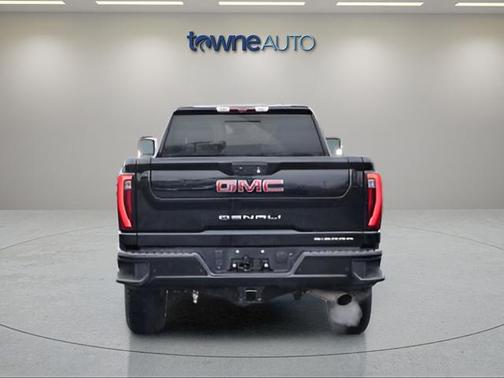 Onyx Black 2024 GMC Sierra 2500 Denali