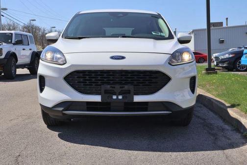 Oxford White 2020 Ford Escape SE