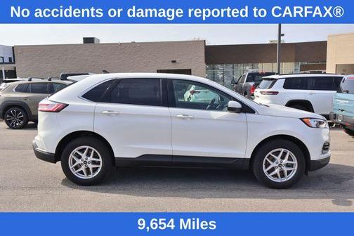 White Metallic 2024 Ford Edge SEL