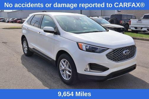 White Metallic 2024 Ford Edge SEL